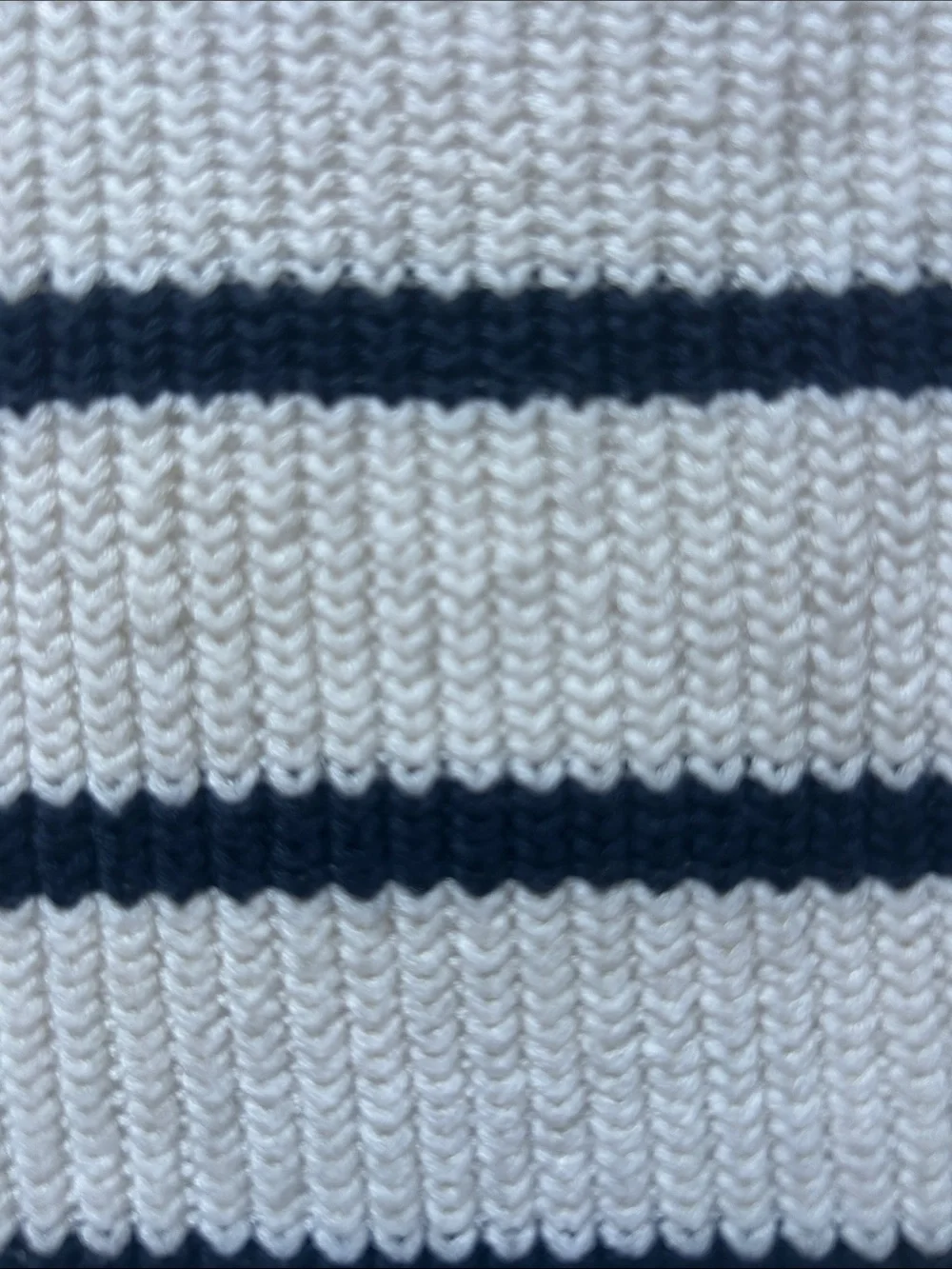 Zara Cream and Black Striped Sleeveless V-Neck Sweater Vest - Picture 4 of 7